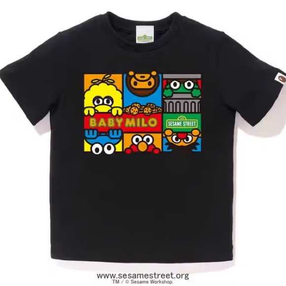 ELMO COOKIE MONSTER SESAME KEYCHAIN
BABY MILO DOLLS BAPE MASK SHIRTS FRAME - Picture 9 of 15